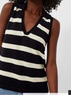 Pomander Place Ada Polo Knit Striped Tank Top In Black and Cream Size S